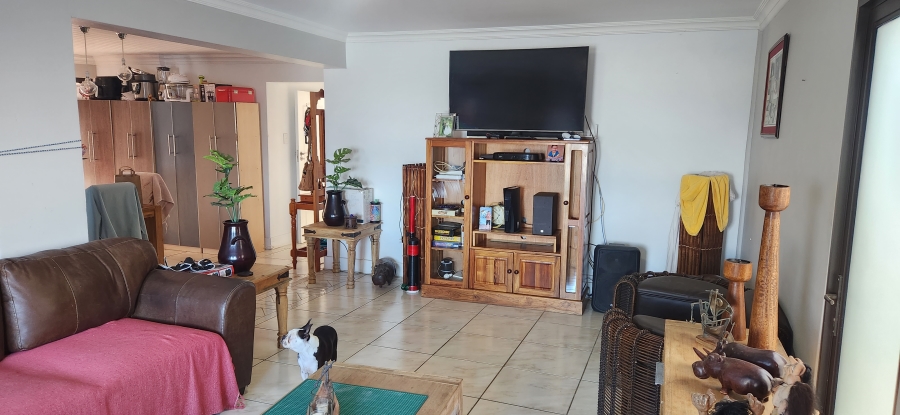 4 Bedroom Property for Sale in Dana Bay Western Cape